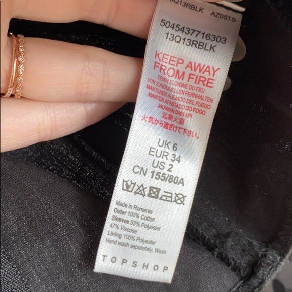 TOPSHOP BLACK PUFFY POLKA DOT SLEEVE TOP - Picture 6 of 7